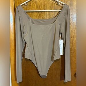 lululemon athletica Wundermost Nulu square neck Long Sleeve Bodysuit- NWT- Large